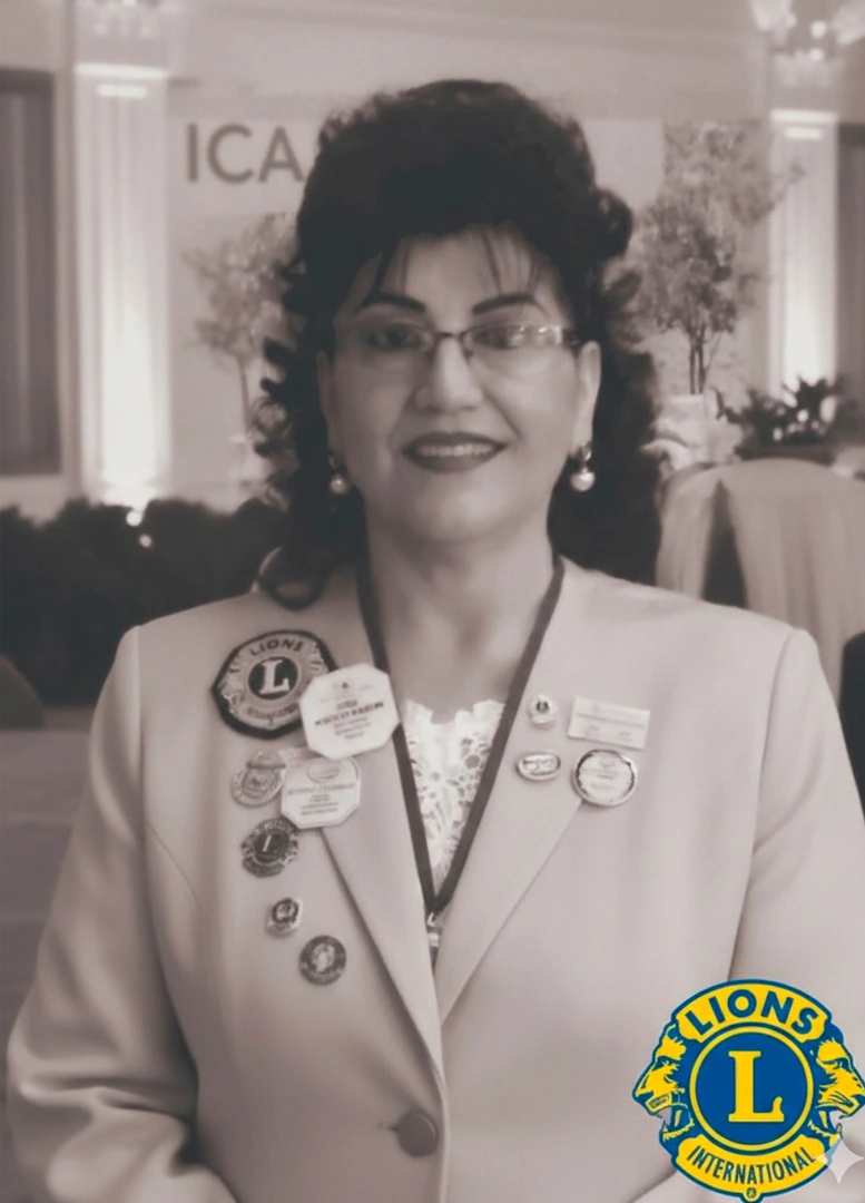 León Estela Acosta de Riquelme